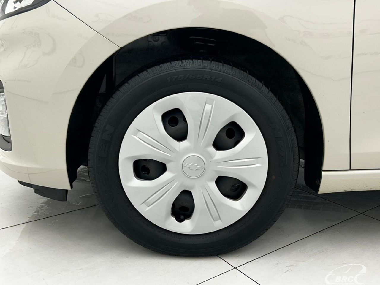 Chevrolet Spark | 21