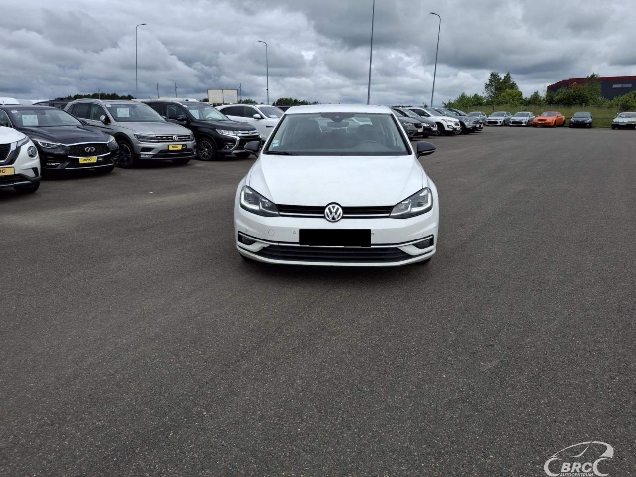Volkswagen Golf | 1