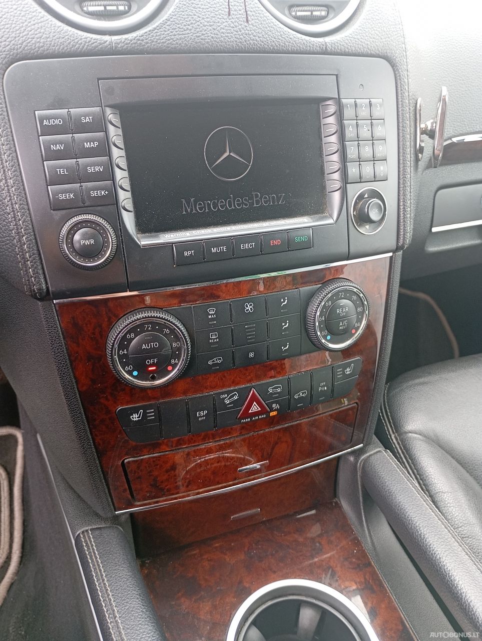 Mercedes-Benz GL320 | 12