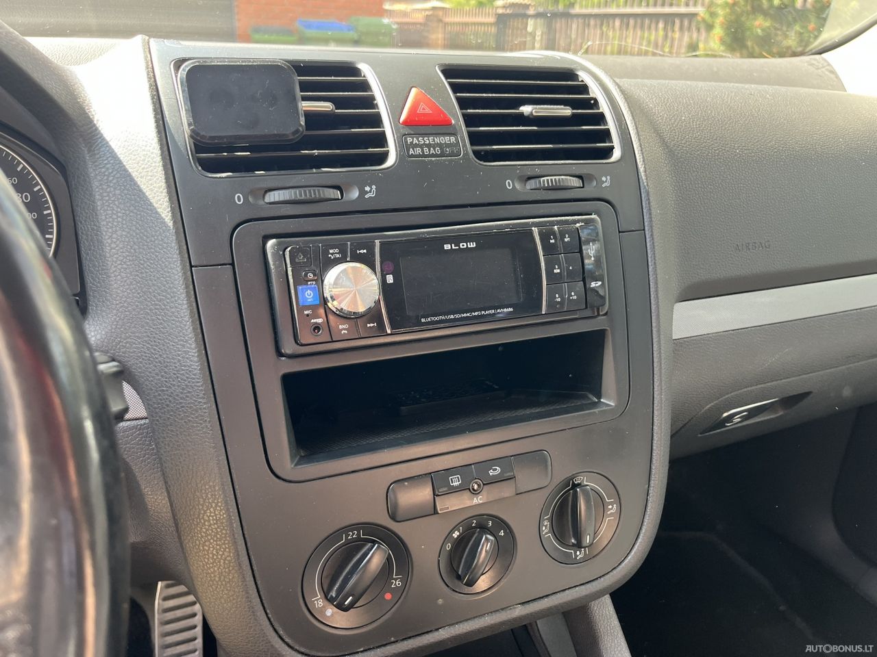 Volkswagen Golf | 6