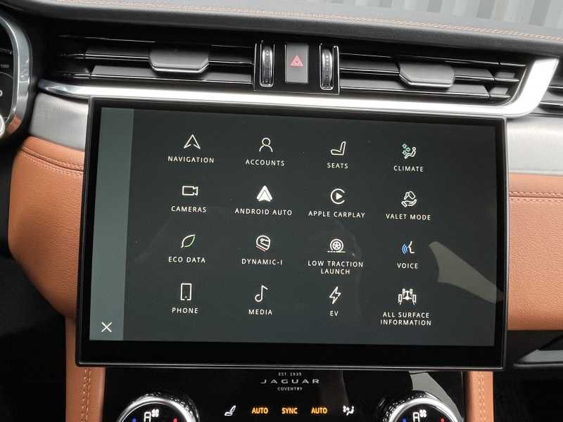 Jaguar F-Pace | 16