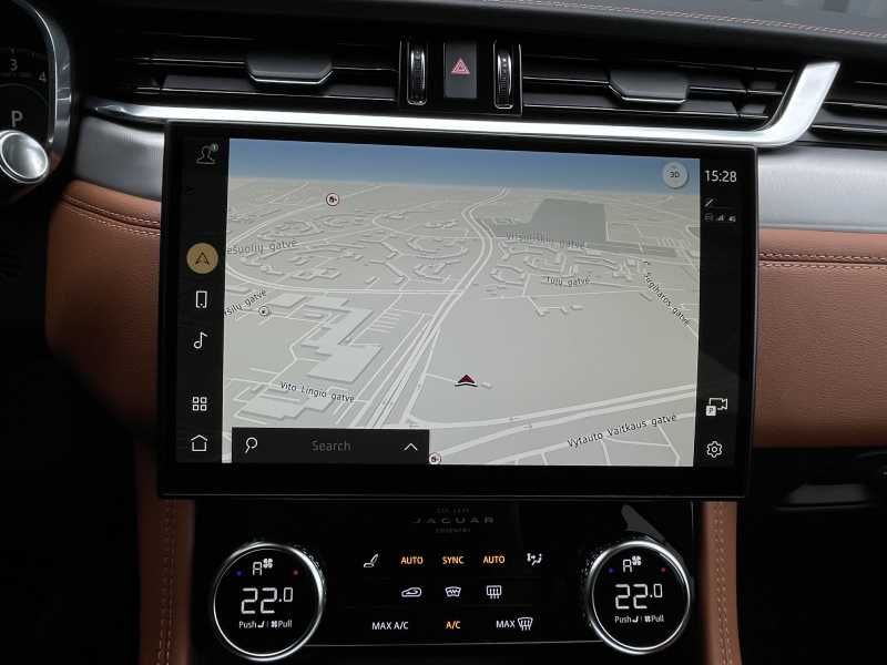Jaguar F-Pace | 14