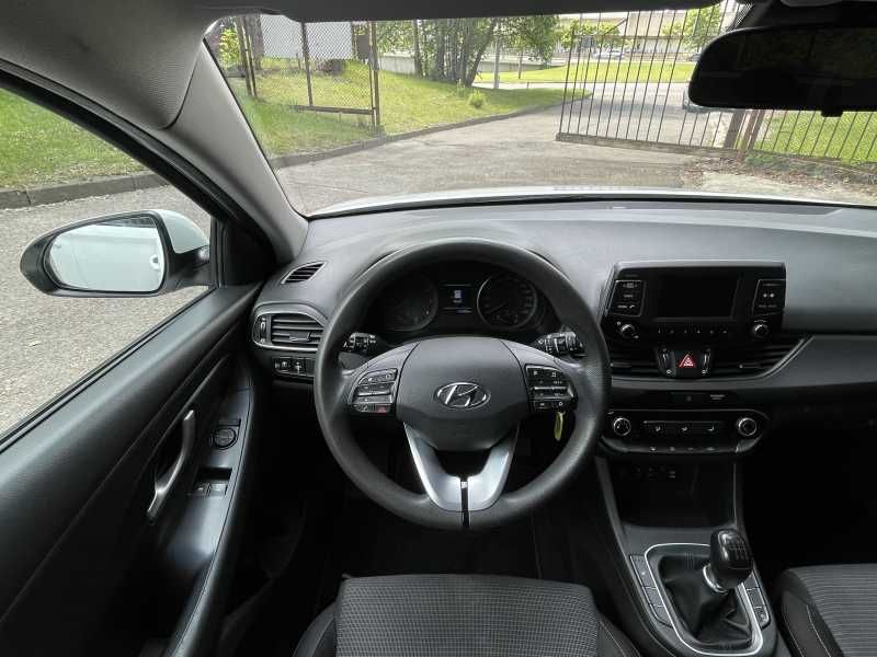 Hyundai i30 | 9