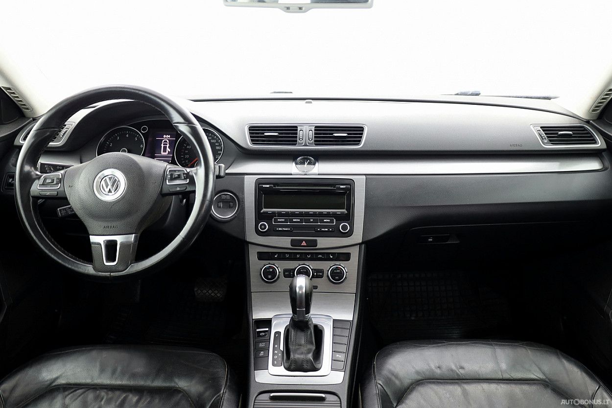 Volkswagen Passat | 4
