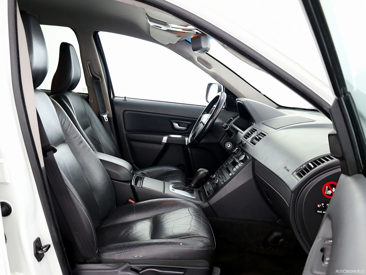 Volvo XC90 | 5