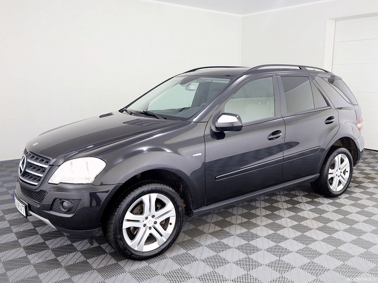 Mercedes-Benz ML300 | 1