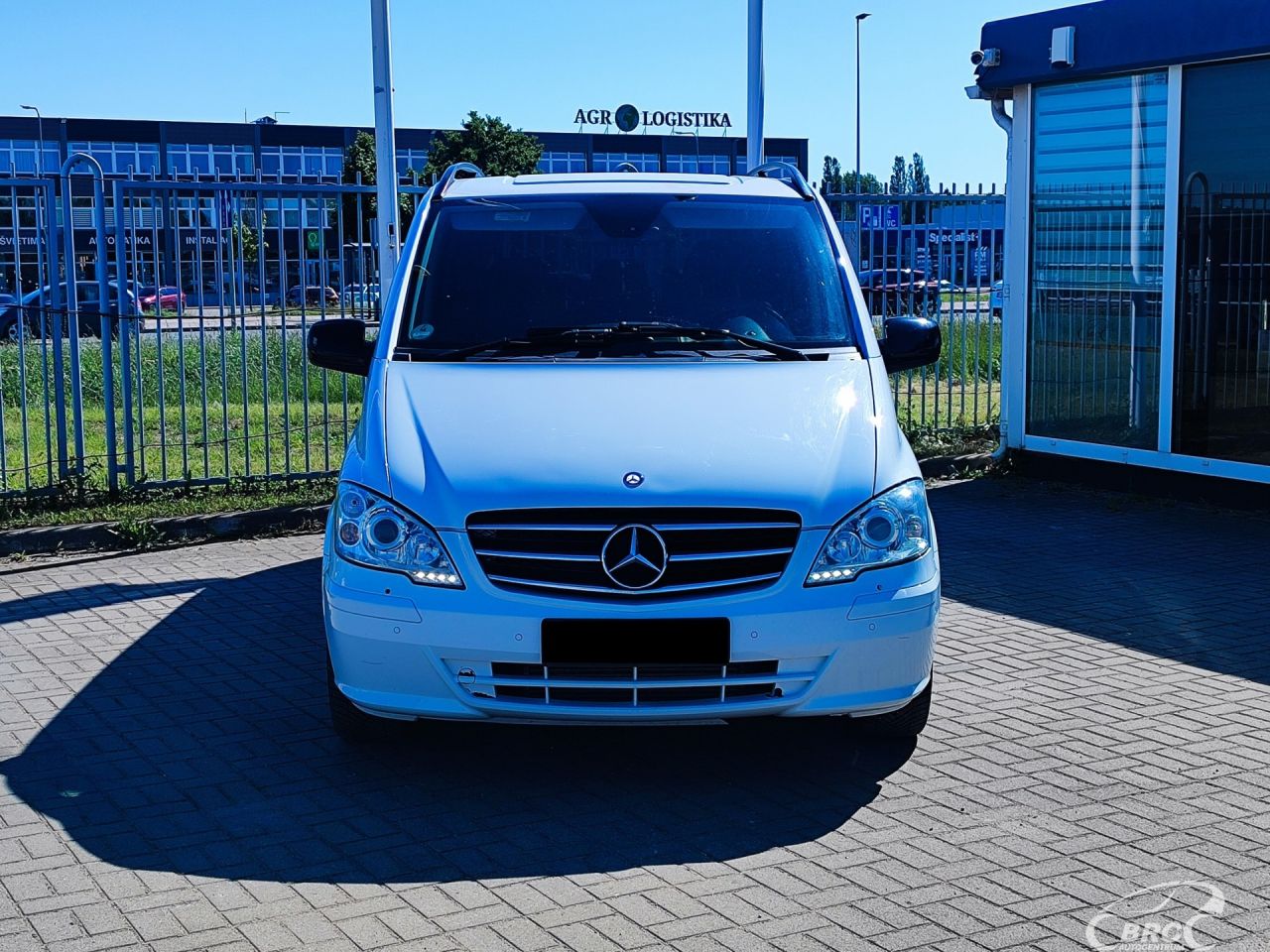 Mercedes-Benz Vito | 24