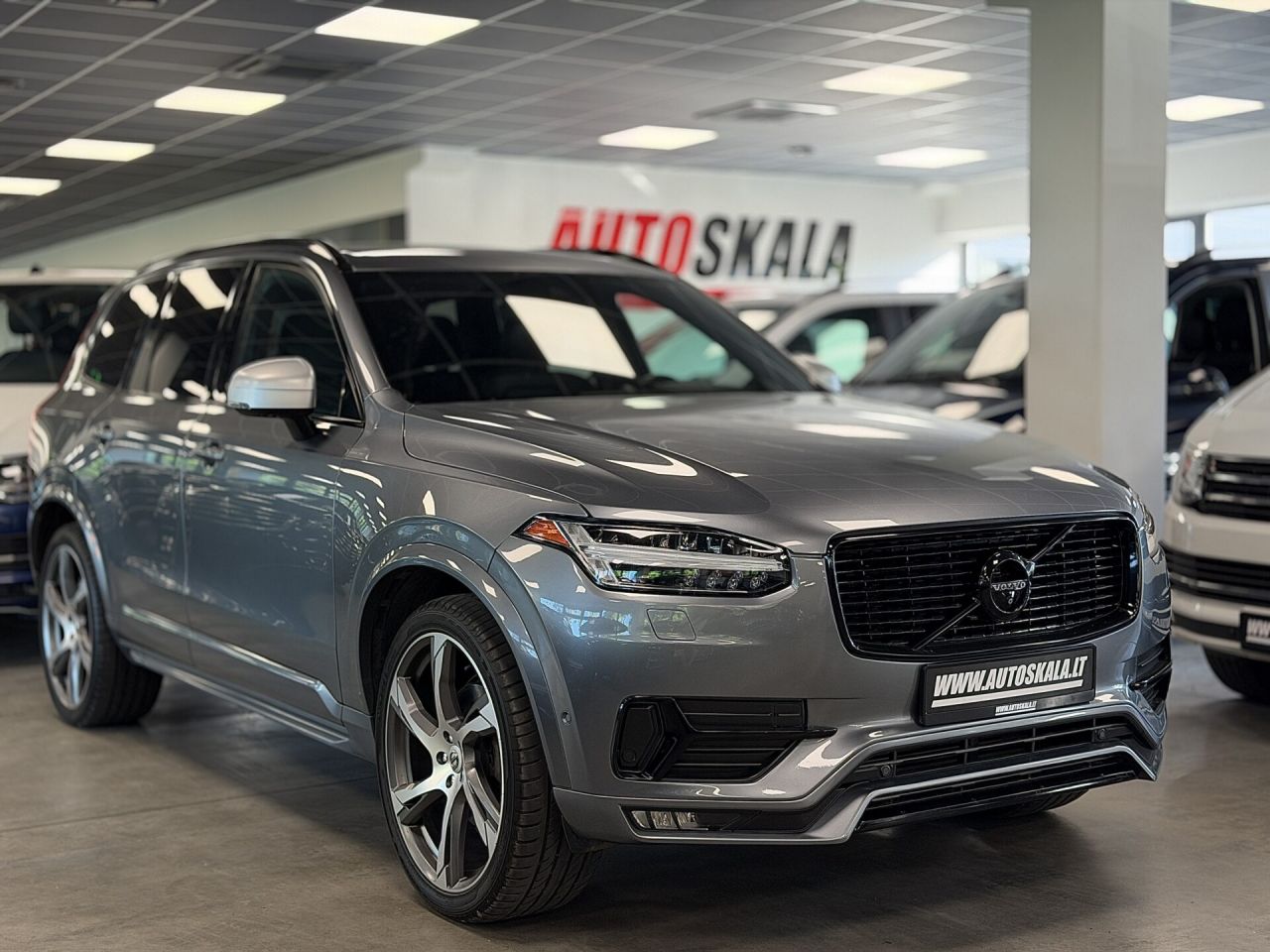 Volvo XC90 | 2