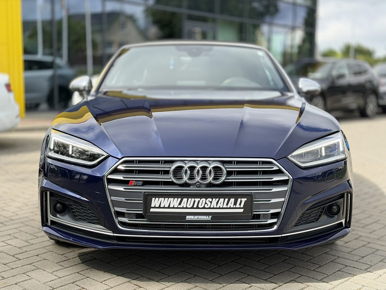 Audi S5 | 1