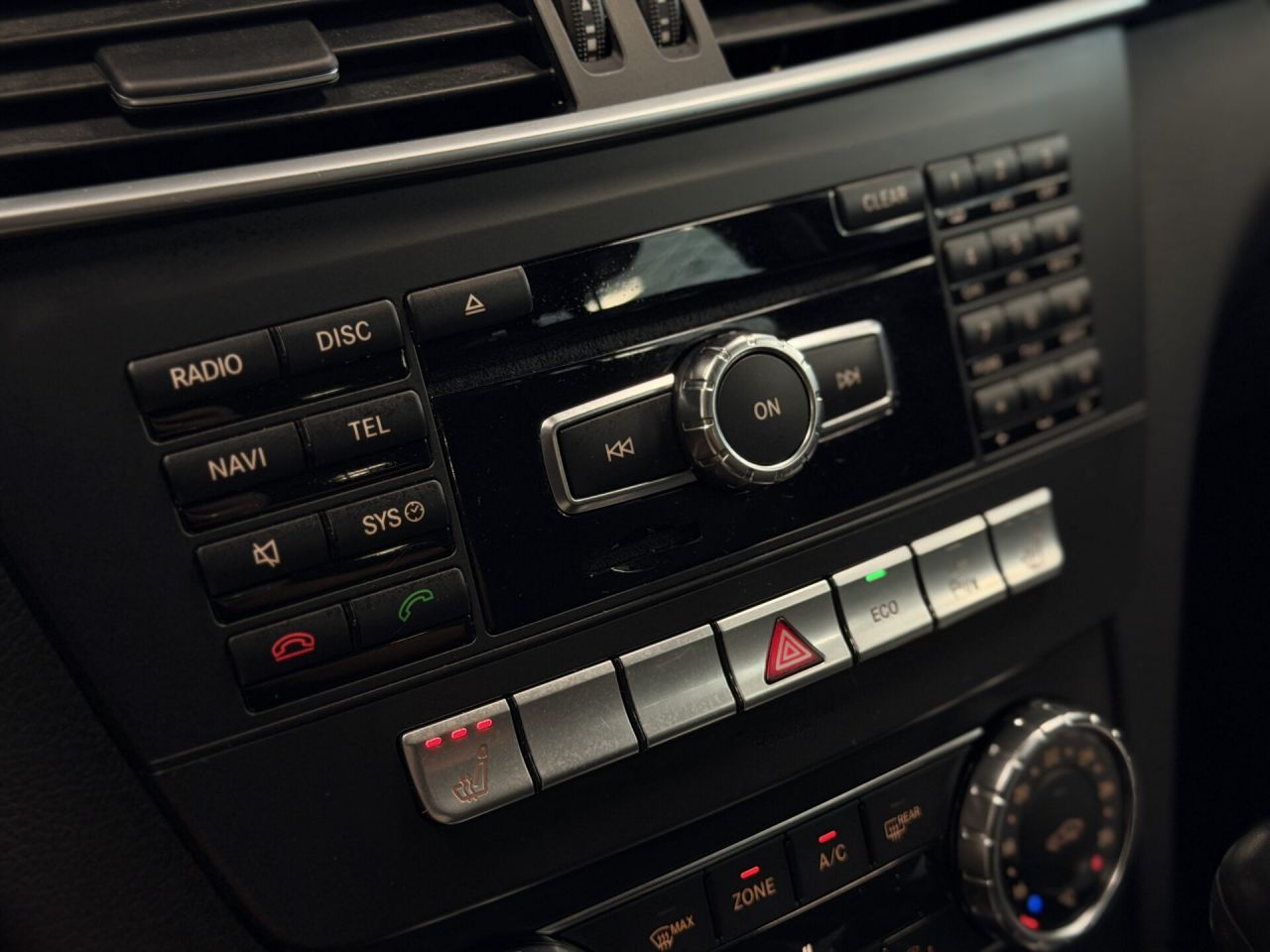 Mercedes-Benz C200 | 16