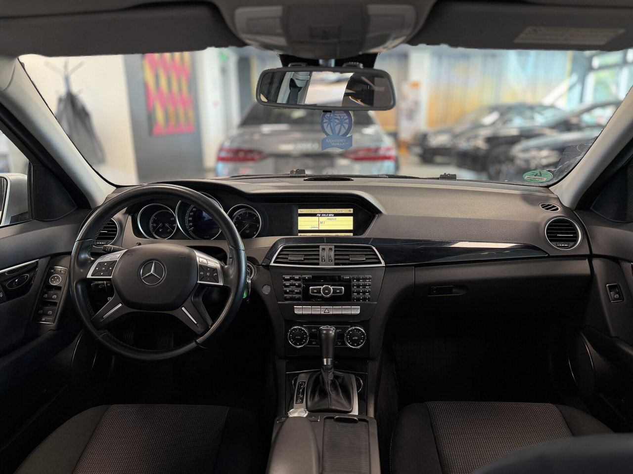 Mercedes-Benz C200 | 13