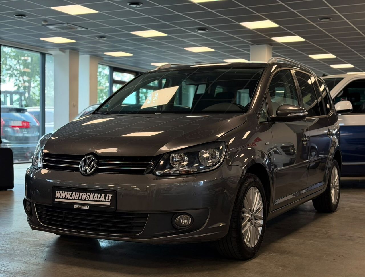 Volkswagen Touran | 11
