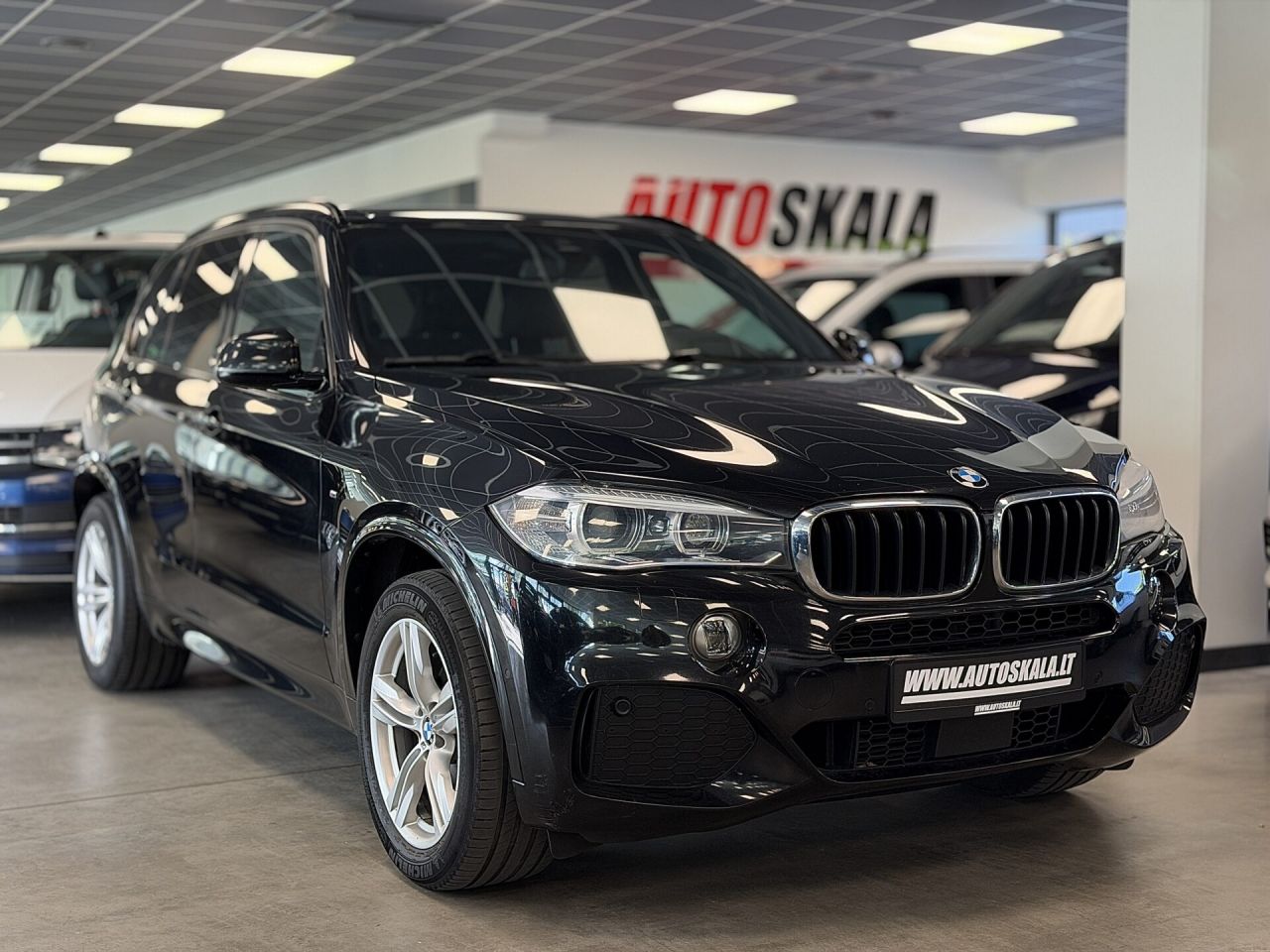 BMW X5 | 13
