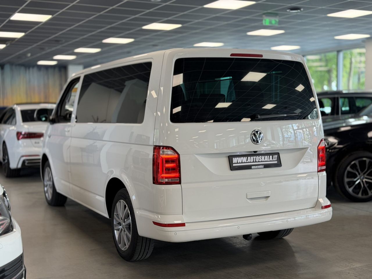 Volkswagen Multivan | 2