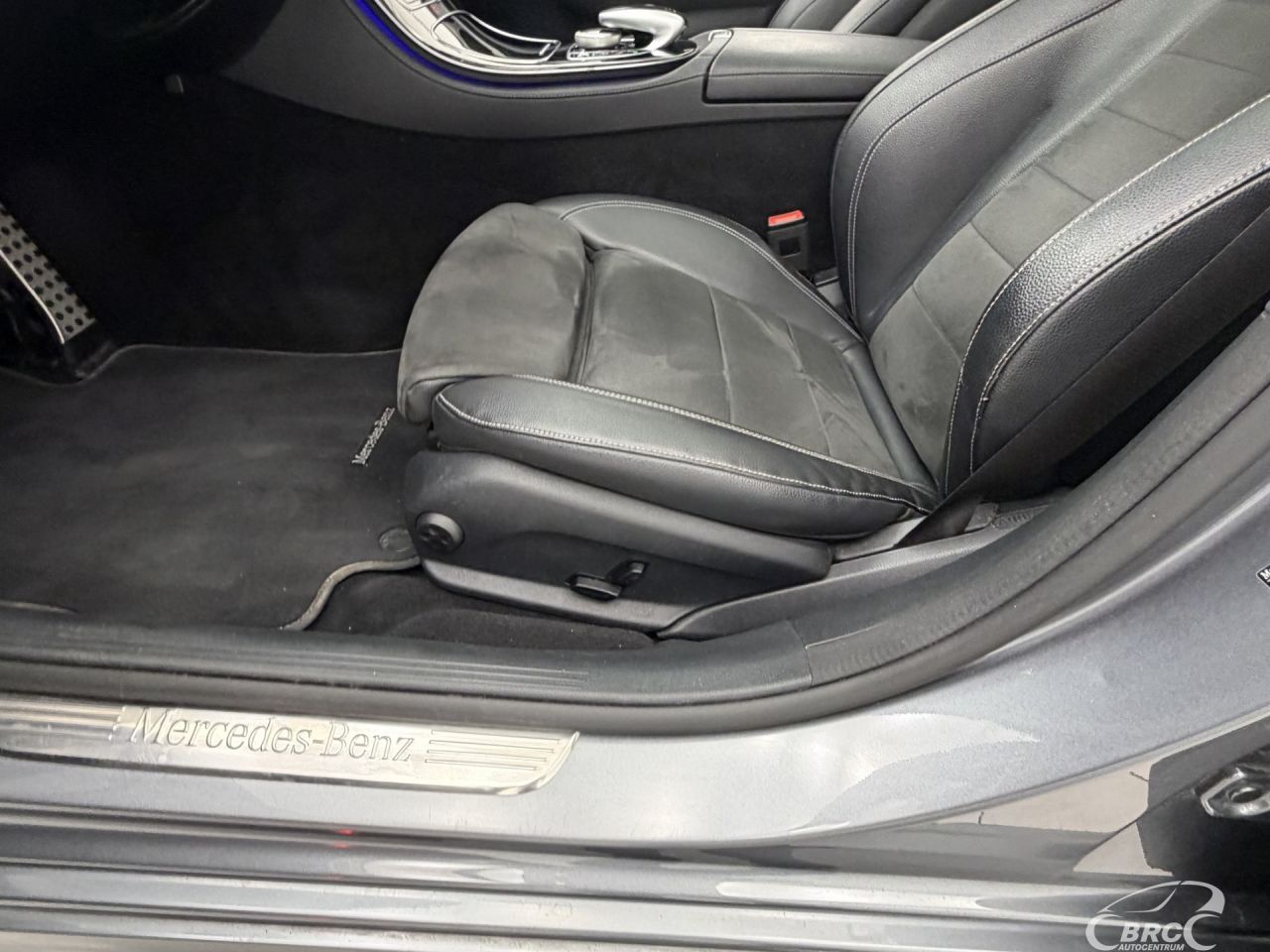 Mercedes-Benz E220 | 21