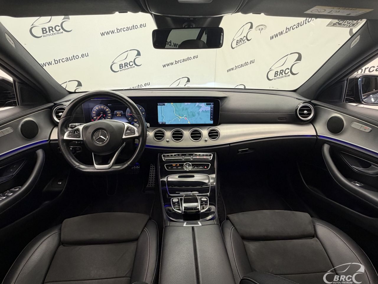 Mercedes-Benz E220 | 2