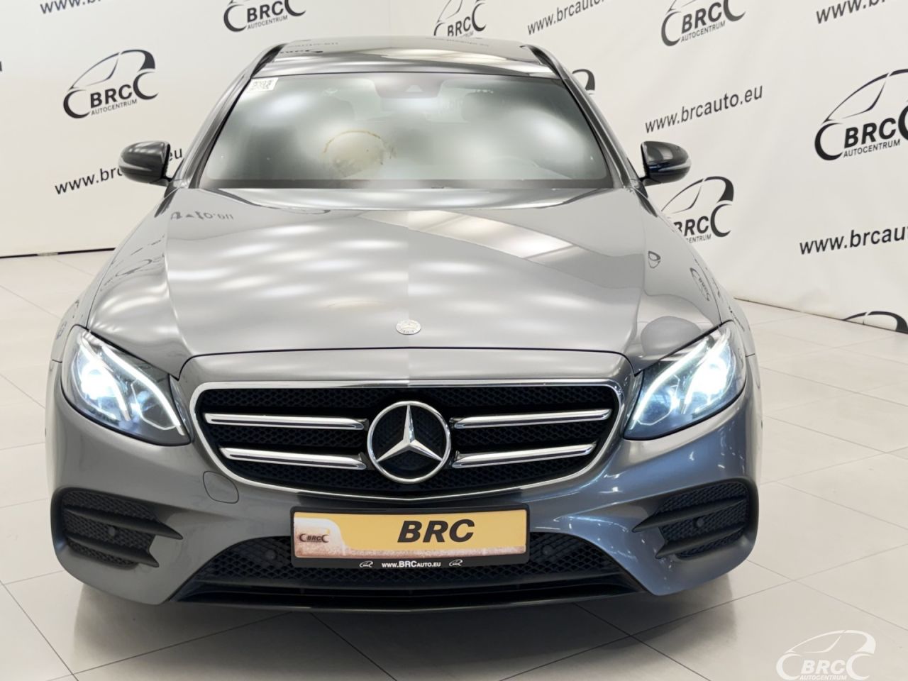 Mercedes-Benz E220 | 51