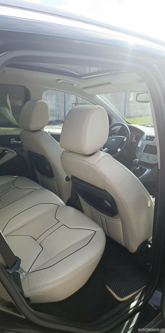 Ford Kuga | 10