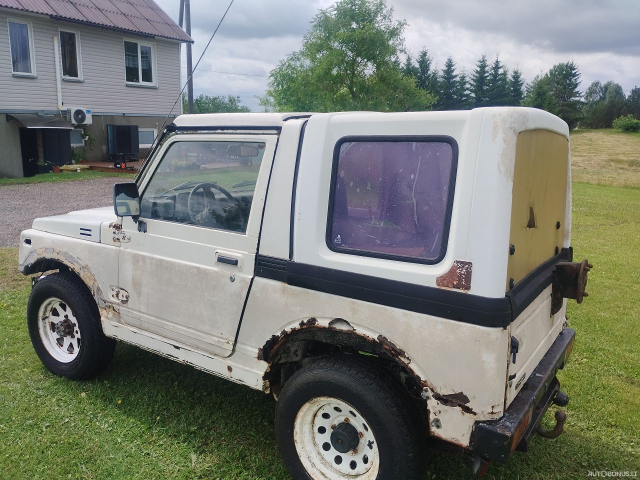 Suzuki Samurai | 1
