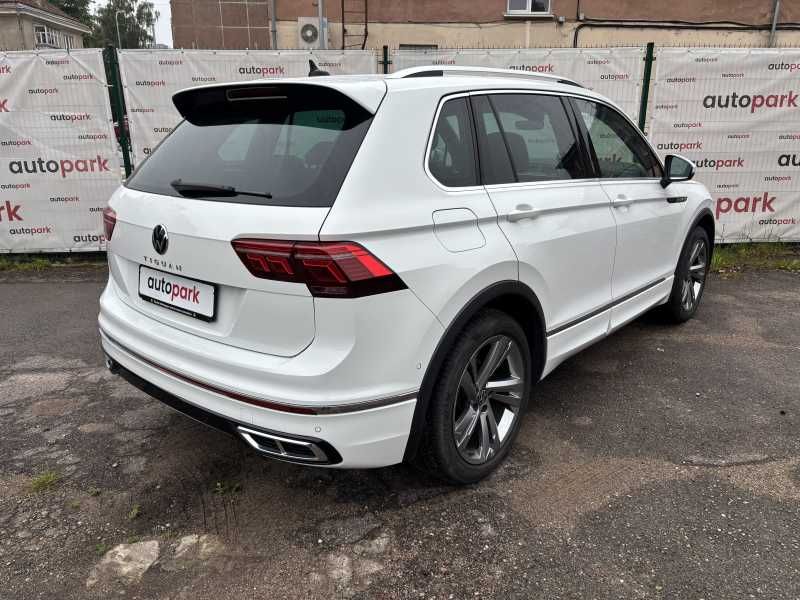 Volkswagen Tiguan | 2