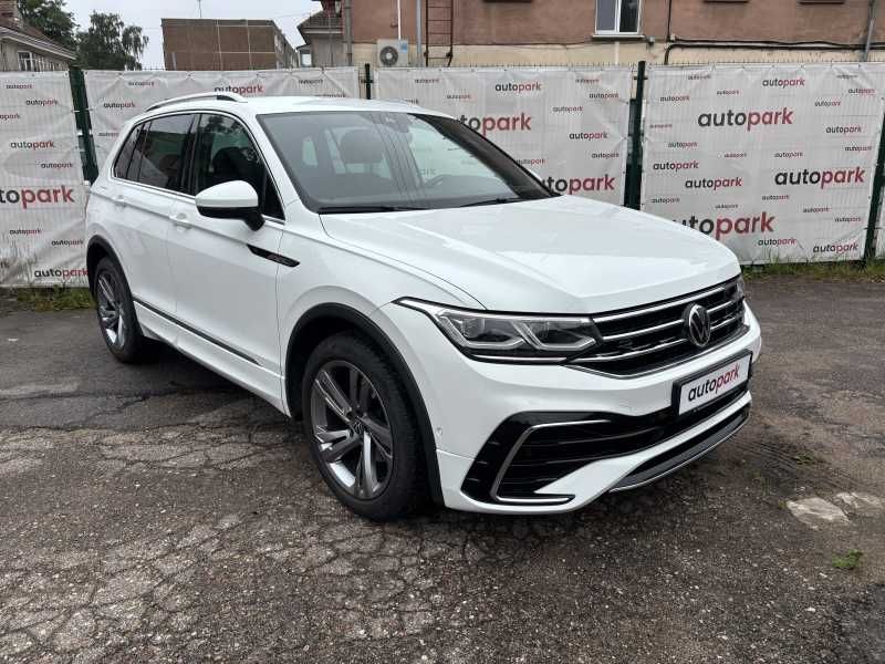 Volkswagen Tiguan | 1