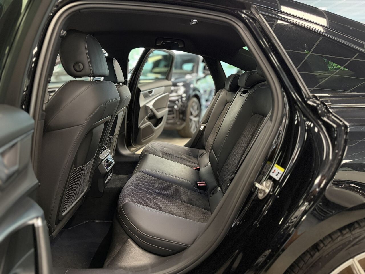 Audi A6 | 7