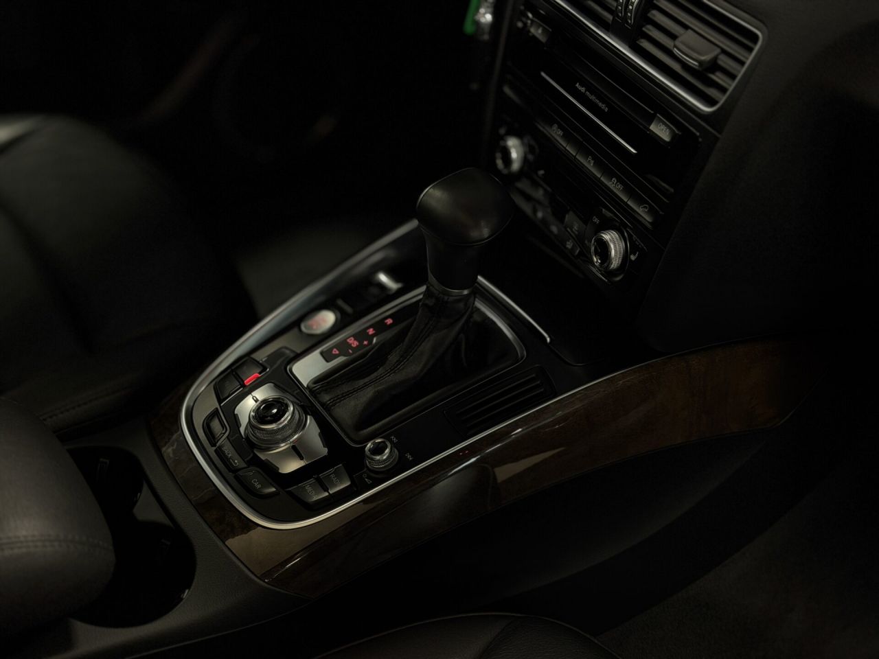 Audi Q5 | 24