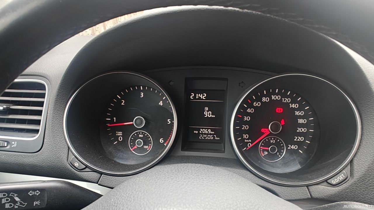 Volkswagen Golf | 11