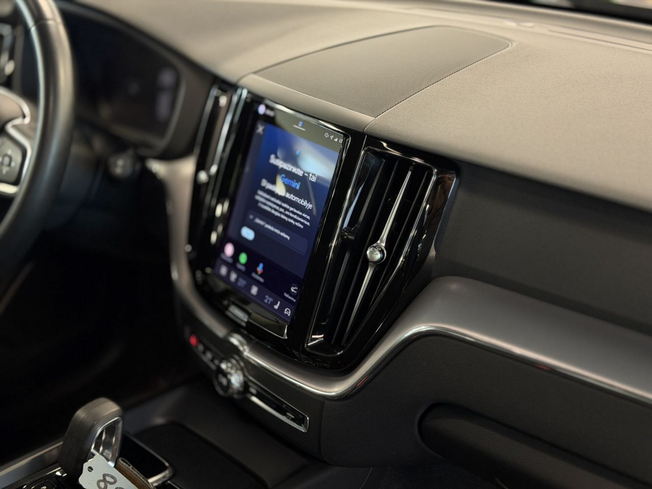 Volvo XC60 | 10