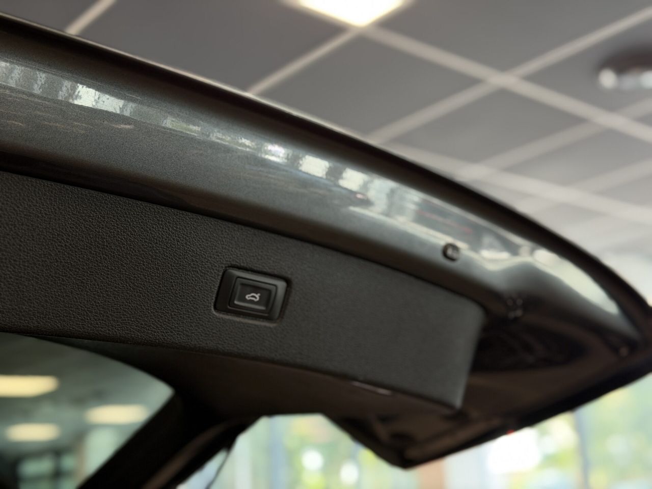 Audi Q7 | 9
