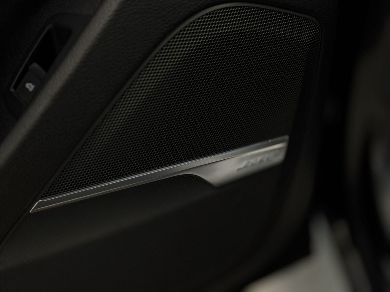 Audi Q7 | 8
