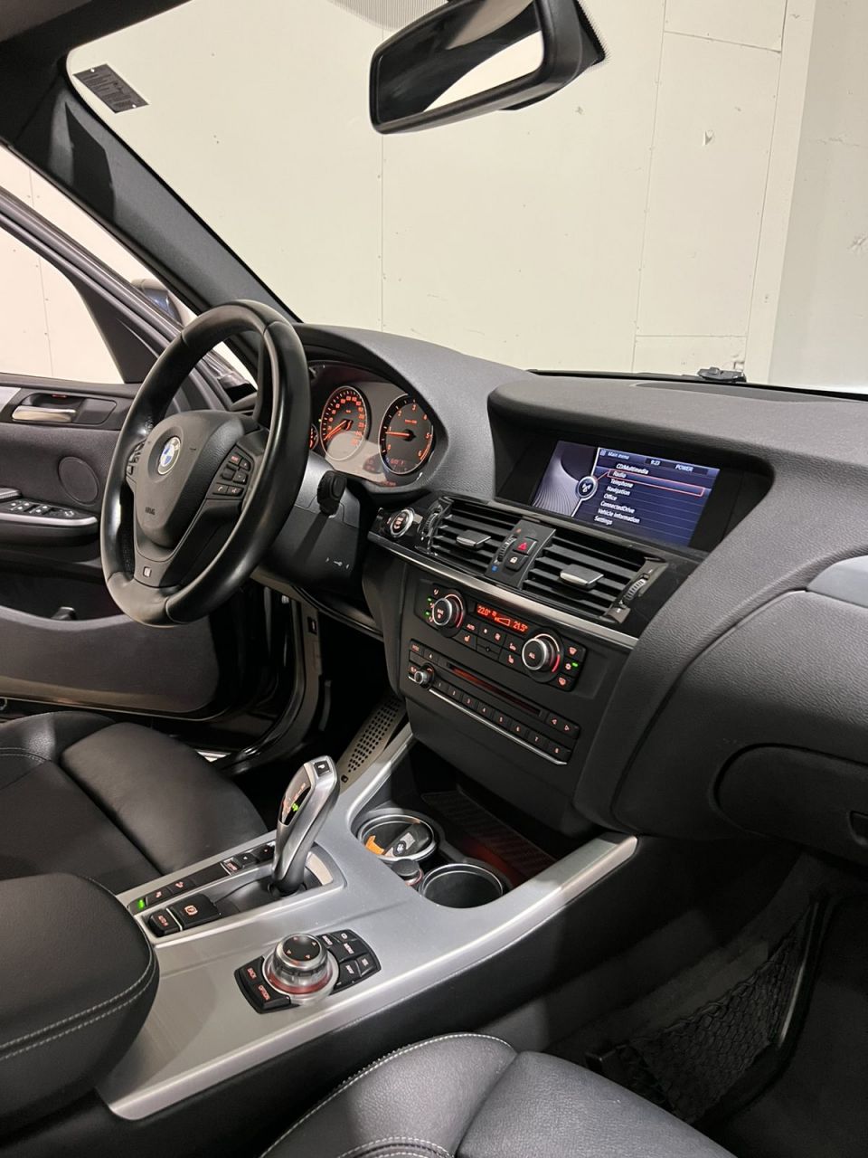 BMW X3 | 6
