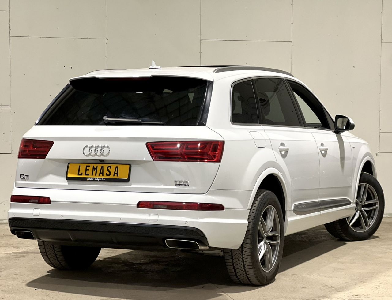 Audi Q7 | 2