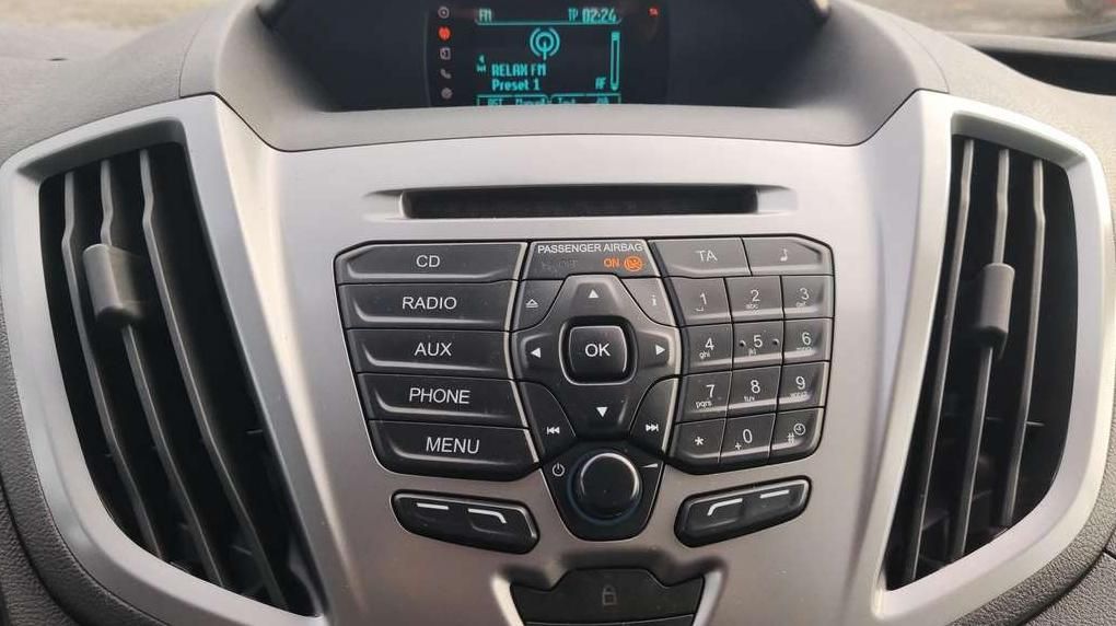 Ford Transit | 18