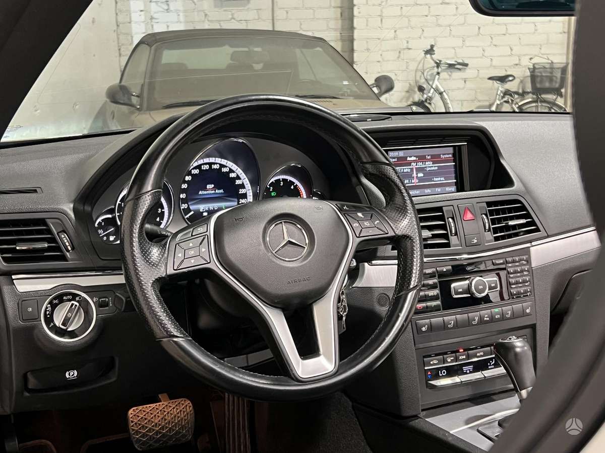 Mercedes-Benz E220 | 6