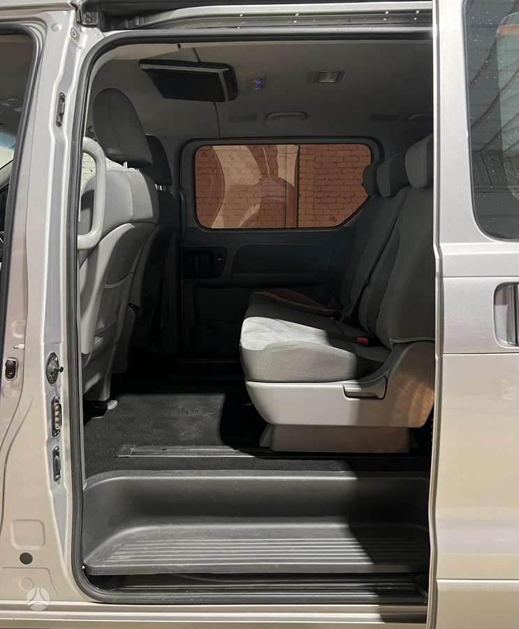 Hyundai H1 | 8