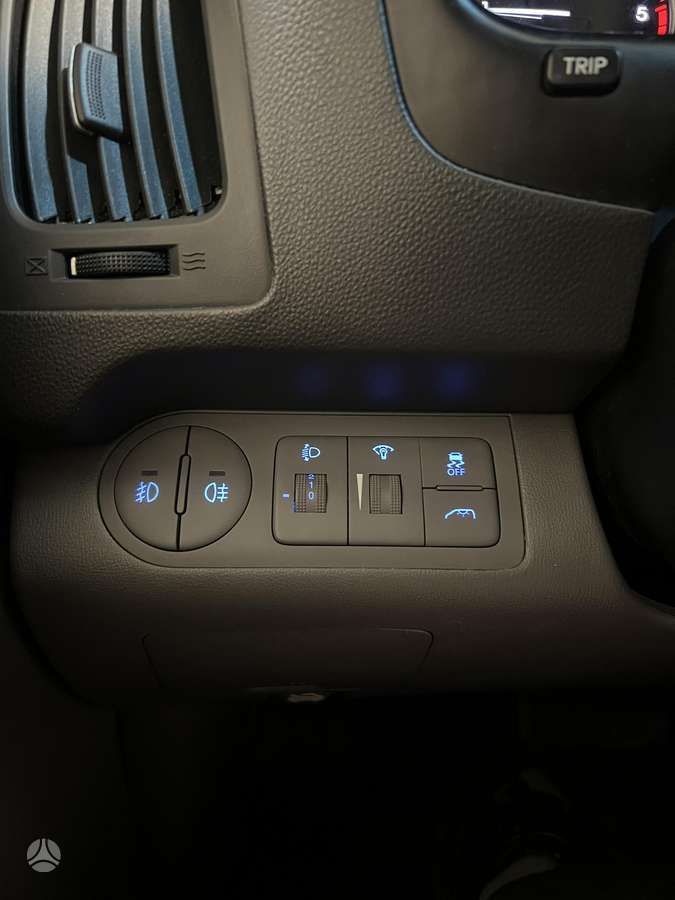 Hyundai H1 | 6