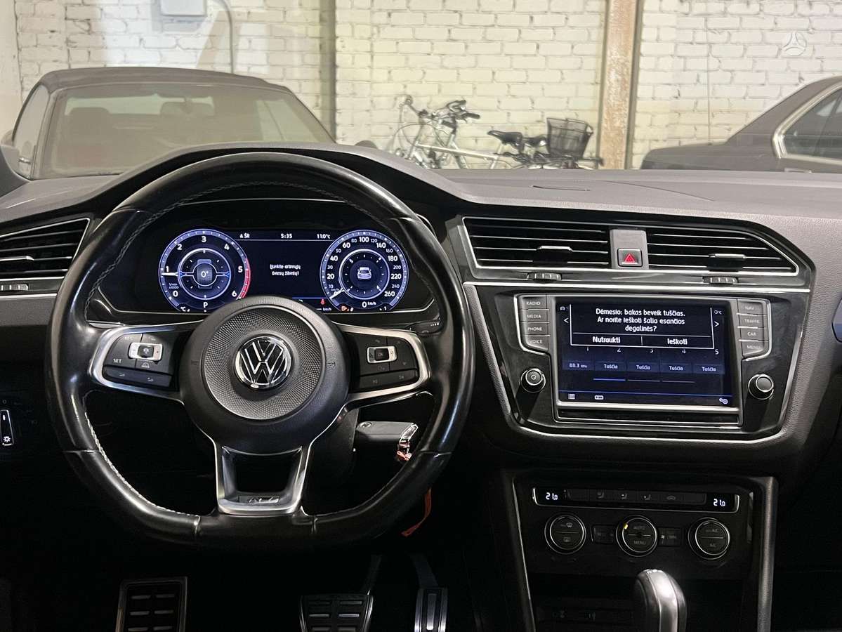 Volkswagen Tiguan | 7