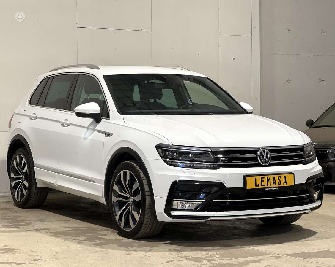 Volkswagen Tiguan | 1