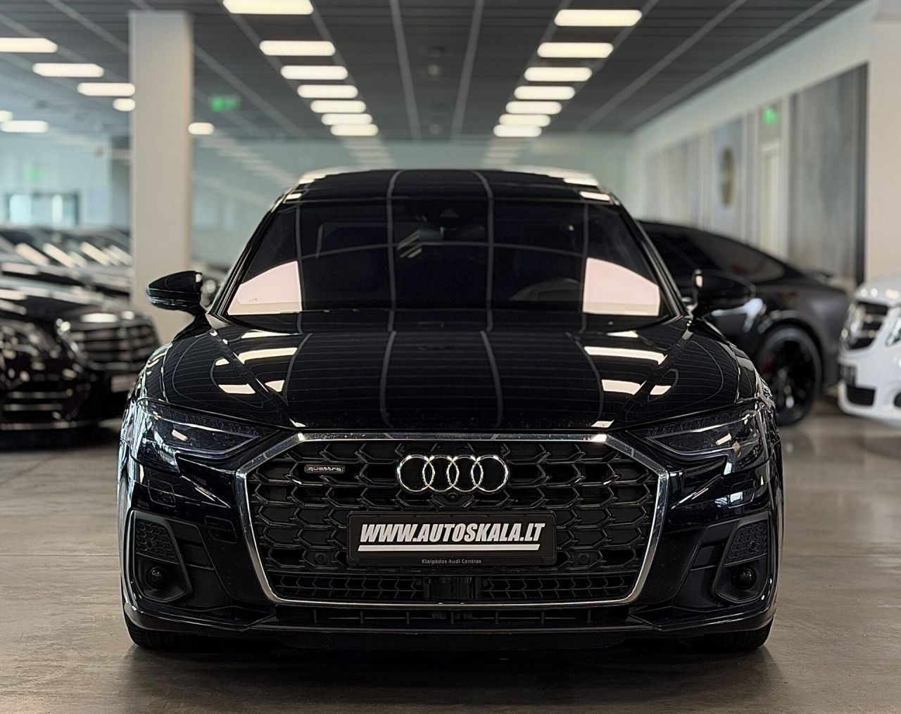 Audi A8 | 1