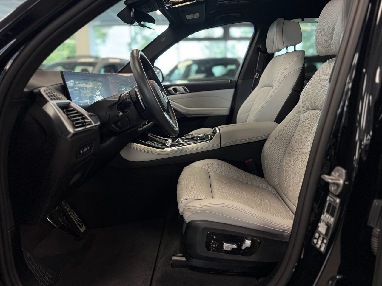 BMW X5 | 24
