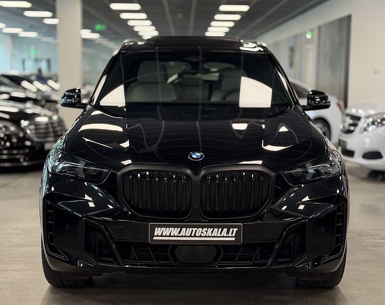 BMW X5 | 12