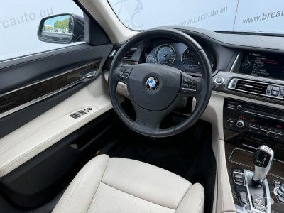 BMW 740 | 3