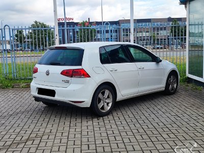 Volkswagen Golf | 1