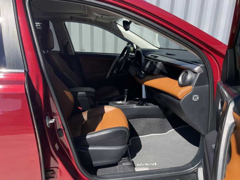Toyota RAV4 | 7