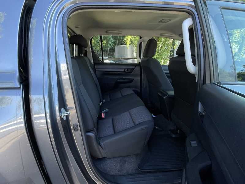 Toyota Hilux | 8