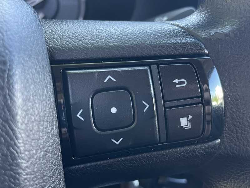 Toyota Hilux | 16