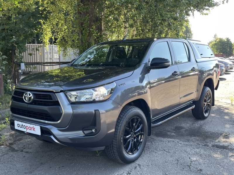 Toyota Hilux | 2