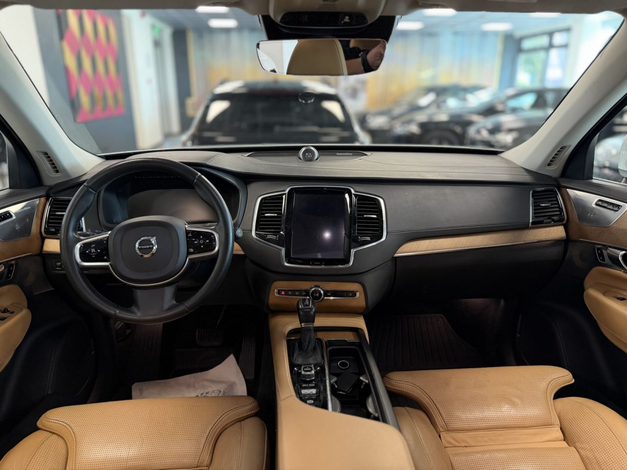Volvo XC90 | 7