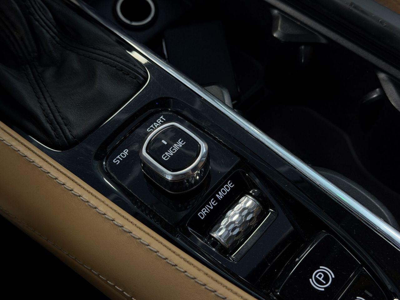 Volvo XC90 | 15